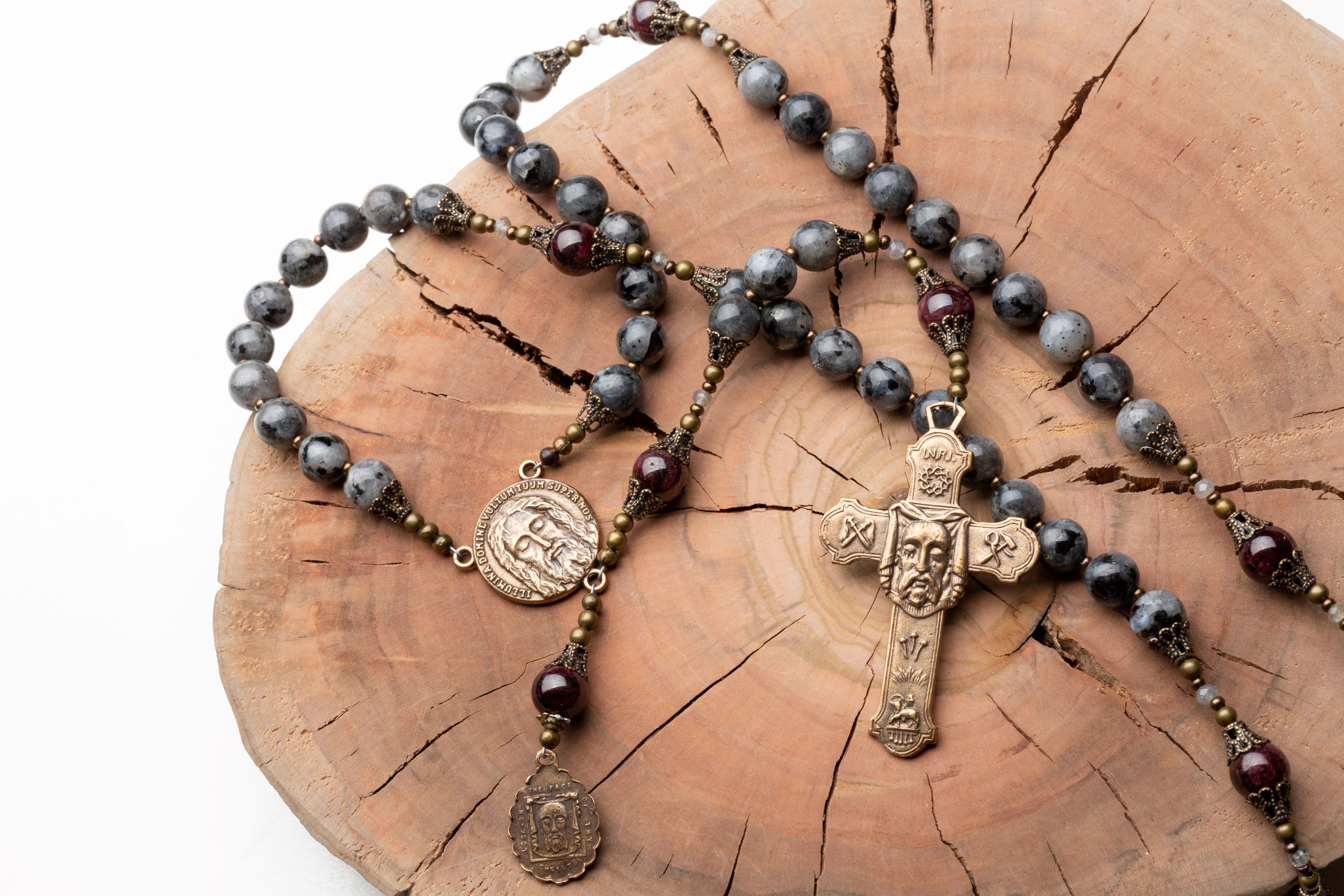 Holy Face of Jesus Rosary image